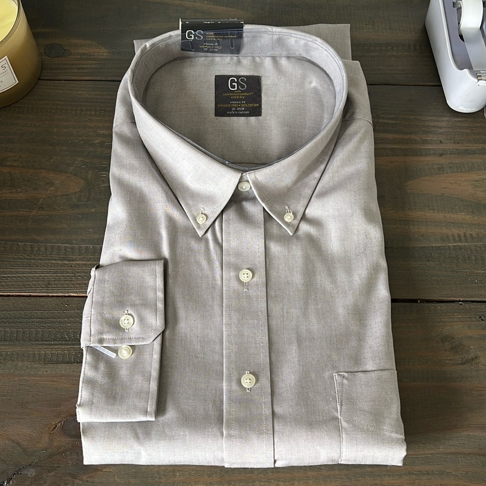 Men’s button down dress shirt